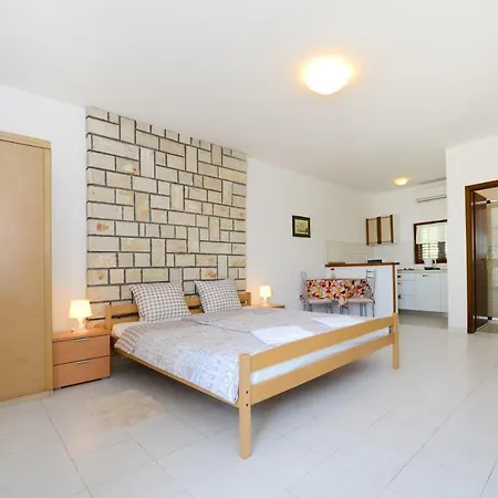 Apartman Beautiful First Row To The Sea Poreč